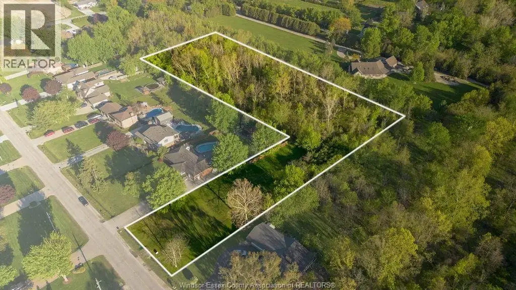 V/l Bissonnette Lane, Lakeshore